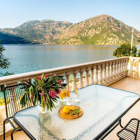 Villa Chantal Котор Екстер'єр фото