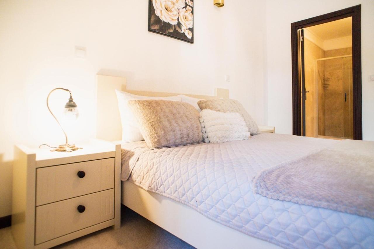 Chantal Apartman *