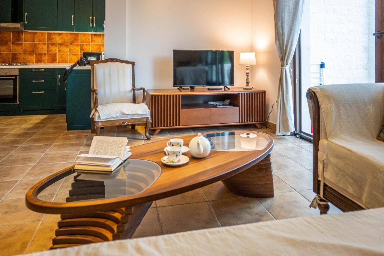 Chantal Apartman