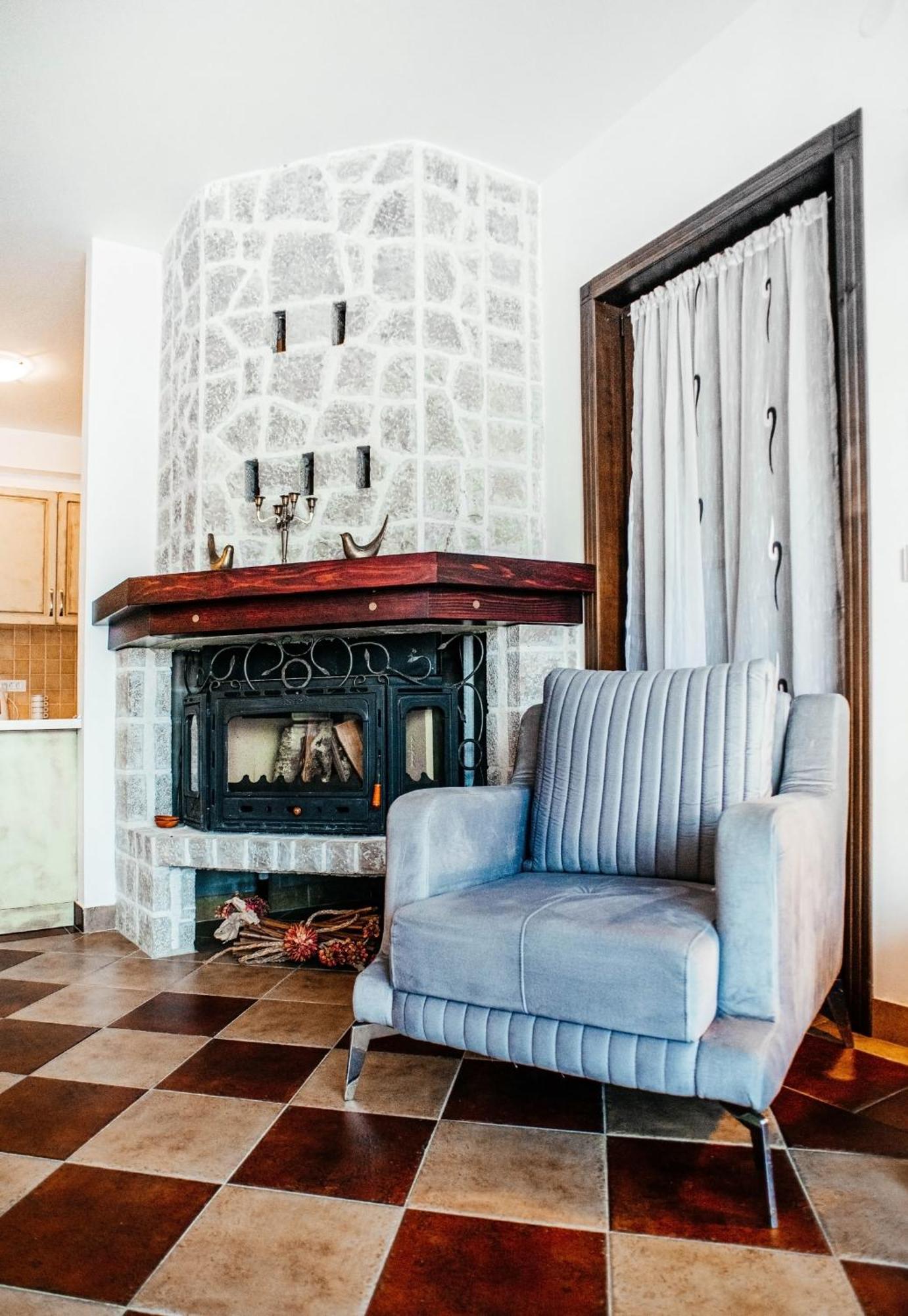 Chantal Apartman Kotor