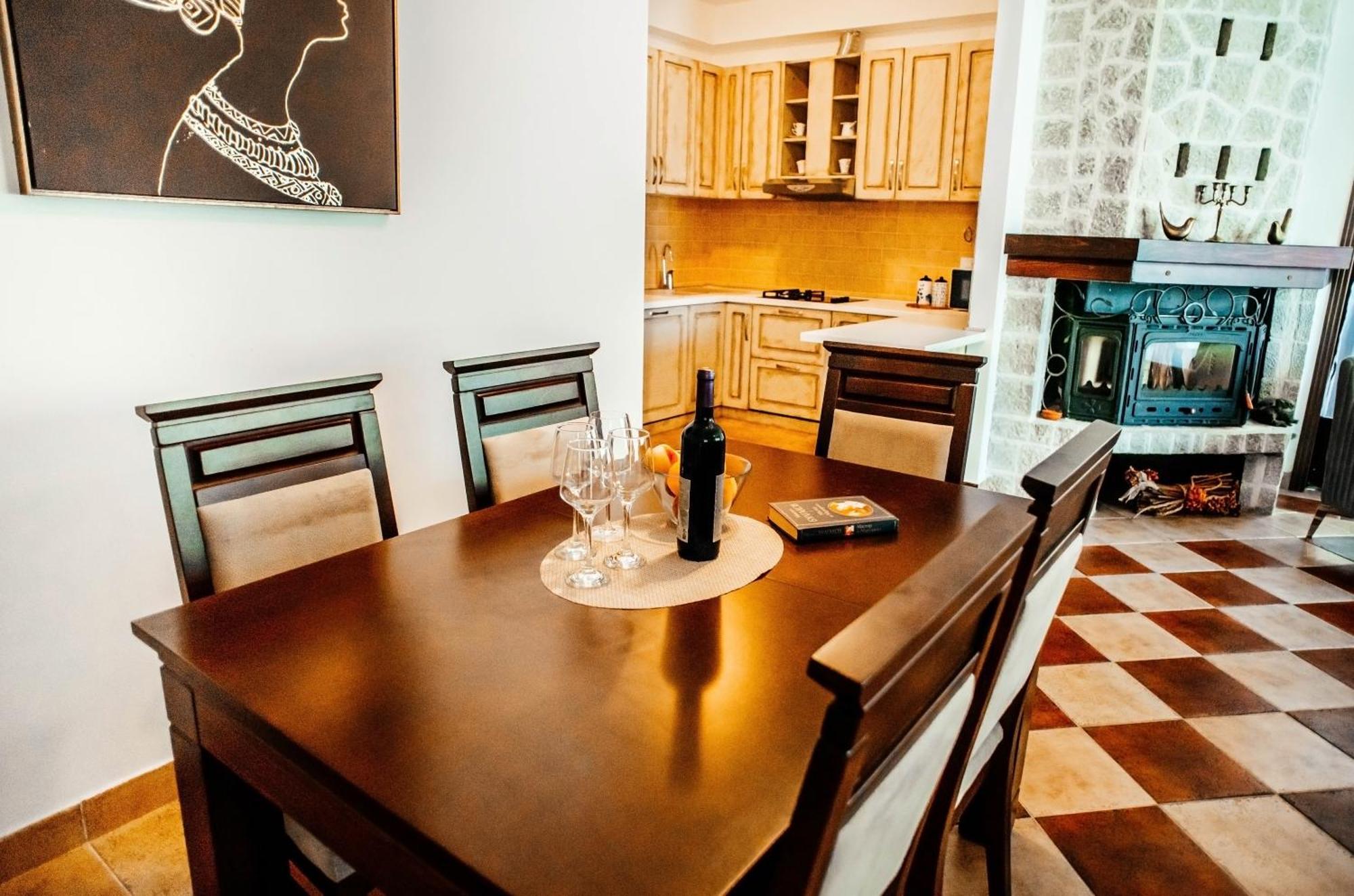 Chantal Apartman *